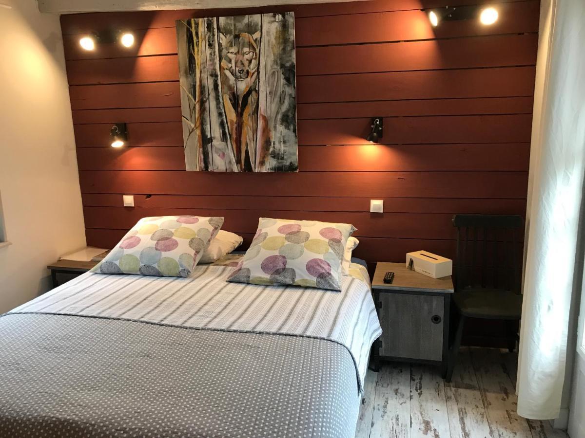 Bed and Breakfast La tanière des ours Chaumont-sur-Tharonne Esterno foto