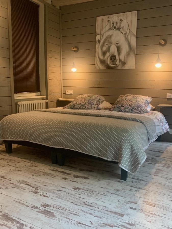 Bed and Breakfast La tanière des ours Chaumont-sur-Tharonne Esterno foto